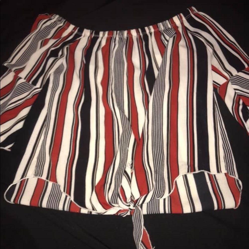 Off shoulder cute blouse